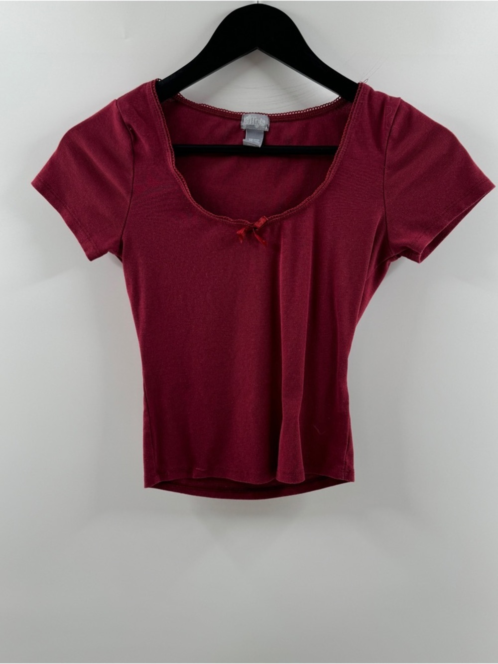 Tillys Deep Red Picot Trim Scoop Neck Top – Women’s Small
